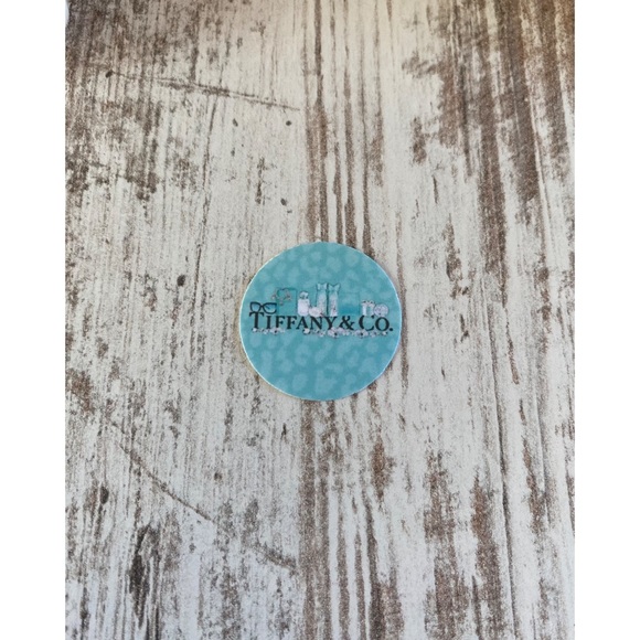 🎉 Host Pick 🎉 Brand new Tiffany & Co. exclusive bundle - Picture 6 of 8